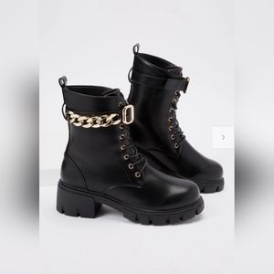 ✨🆕✨Black Faux Leather Chain Buckle Combat Boots